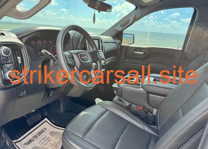 2022 GMC Sierra (Classic) 1500 Crew Cab - Image 4