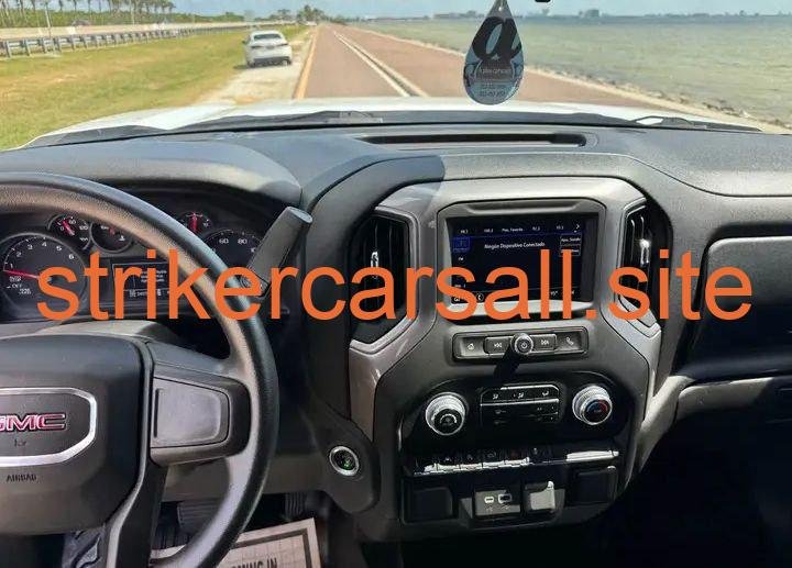 2022 GMC Sierra (Classic) 1500 Crew Cab - Image 5