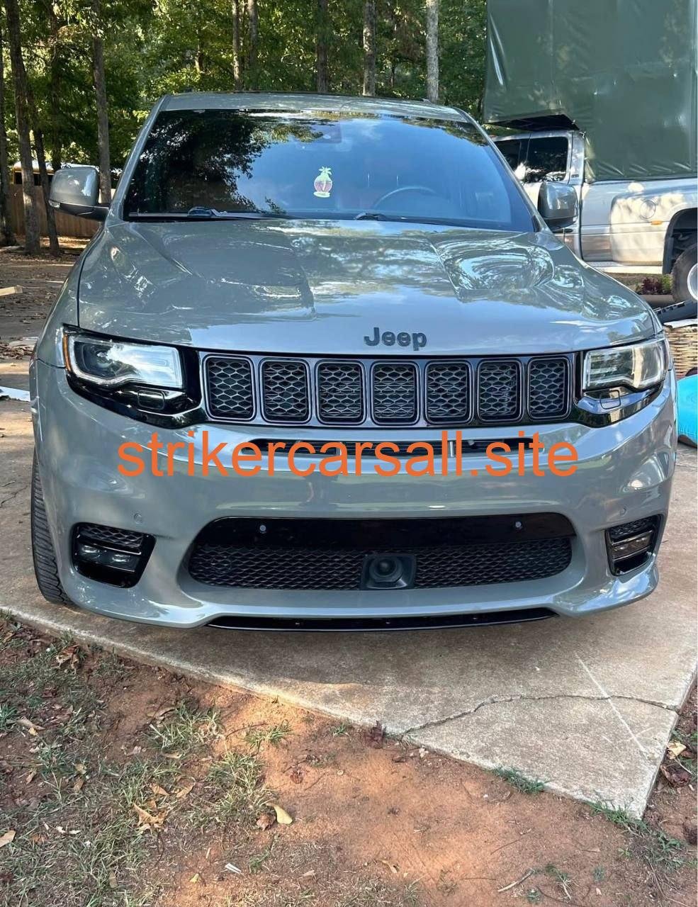 2020 jeep Grand Cherokee - Image 3