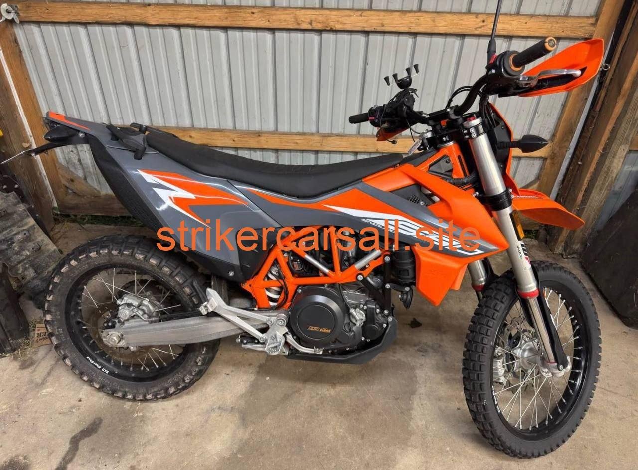 2021 KTM 690