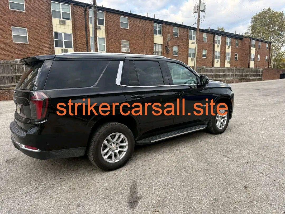 2025 Chevy Tahoe LT Suv , black leather luxury interior. - Image 4