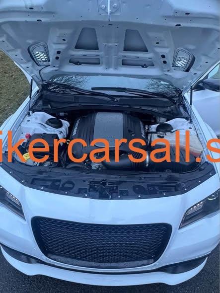 2021 Chrysler 300s - Image 3