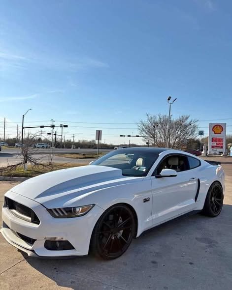 Ford Mustang · Supercharged Gt