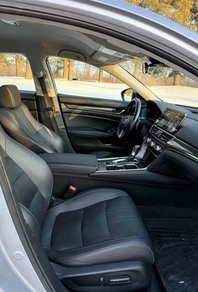 2021 Honda Accord - Image 8