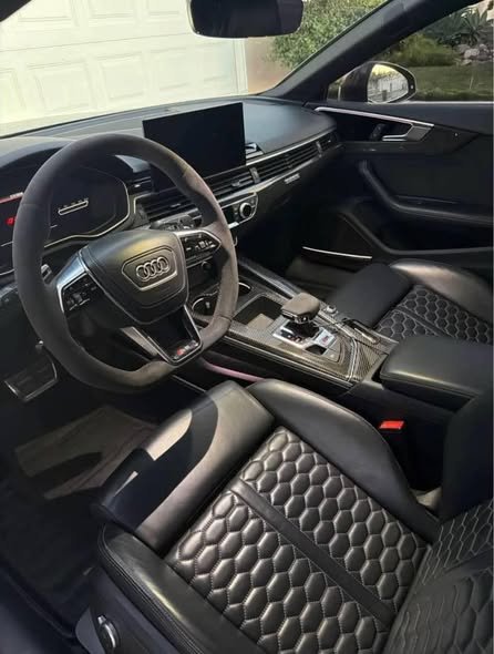 2022 Audi RS 5 - Image 4