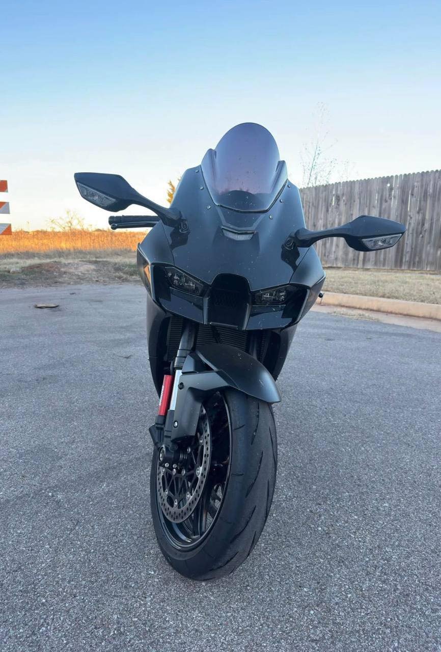 2025 Kawasaki Ninja - Image 4