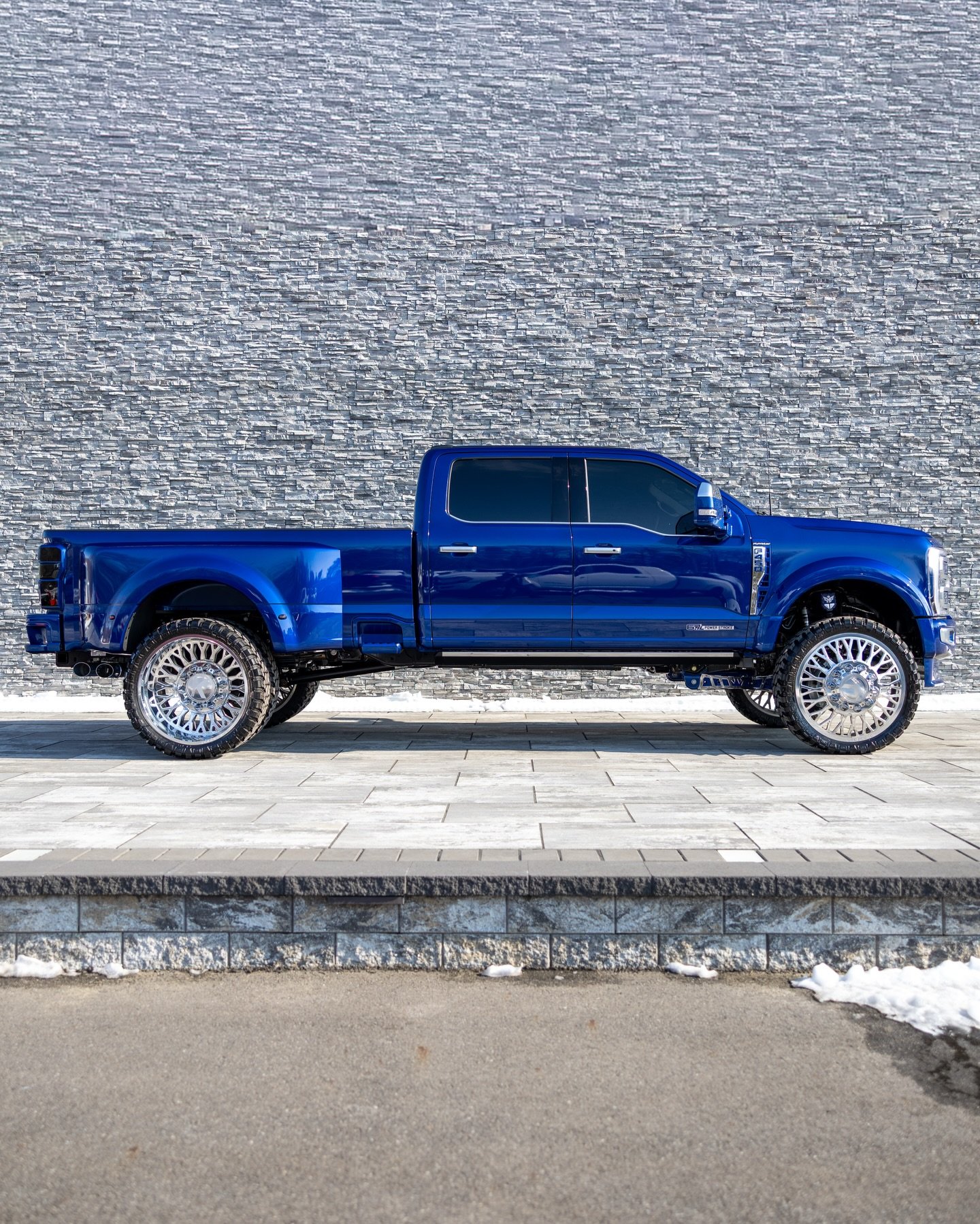 2026 Ford F450 - Image 4