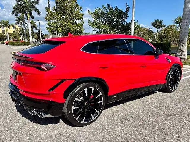2024 Lamborghini Urus S - Image 5