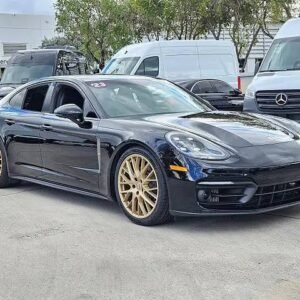 2023 Porsche Panamera Platinum Edition